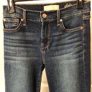 7 for all Mankind Dojo flare jeans size 26. Inseam 32”